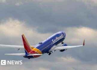 Boeing investigation following ‘Dutch roll’ incident
New title: Boeing under investigation for ‘Dutch roll’ incident news-14062024-200652