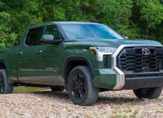 We Finally Know Why the Toyota Tundra V6 Keeps Self-Destructing we-finally-know-why-the-toyota-tundra-v6-keeps-self-destructing