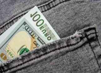 EUR/USD struggles to break above 1.09 resistance in light Friday trading news-28072024-095322