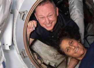 SpaceX Chosen Over Boeing for ISS Astronaut Return Mission news-24082024-225324