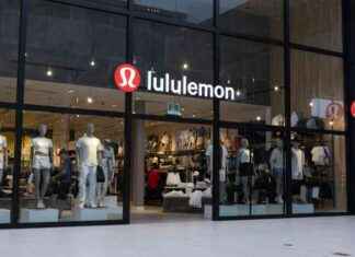 Lululemon Reports Strong Q2 2024 Earnings Performance news-30082024-112352