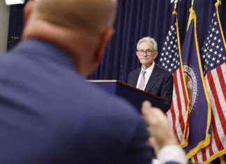 Understanding the Yield Curve and Its Importance for Investors news-21092024-152658