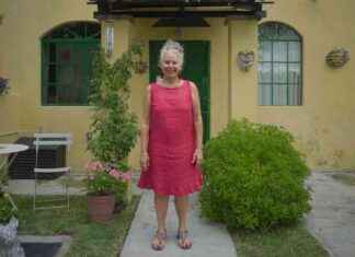 Retiree finds peace and tranquility living by a lake in Mexico: A $460/month paradise news-22092024-084905