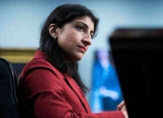 FTC Urged to Remove Lina Khan and Two Commissioners from CVS, UnitedHealth Drug Middlemen Case news-09102024-184211