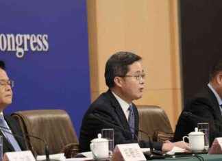 Chinese Finance Minister Hints at Increasing Deficit in Highly Anticipated Briefing news-12102024-130126