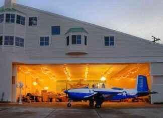 Luxurious Multimillion-Dollar Homes: Abandoned High School Turned $3.3M Apartment Complex & More news-13102024-070459