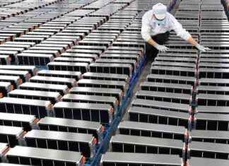 Exploring Alternatives: Auto Giants Shift Focus as Solid-State Battery Hype Fades news-17102024-023124