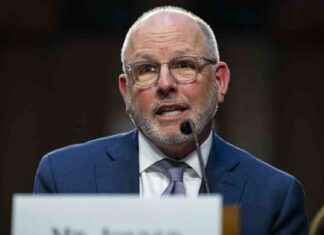 CVS Appoints David Joyner as CEO Amid Profit and Share Price Challenges news-18102024-145410