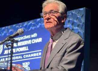 Fed Chair Powell Urges Patience in Interest Rate Reductions news-15112024-041530