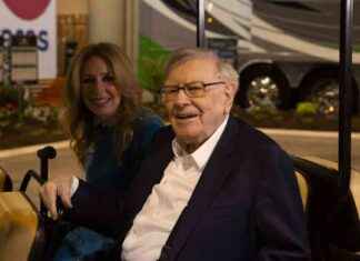 Berkshire Hathaway Outperforms S&P 500 for 9th Consecutive Year in 2024 berkshire-hathaway-outperforms-sp-500-for-9th-consecutive-year-in-2024