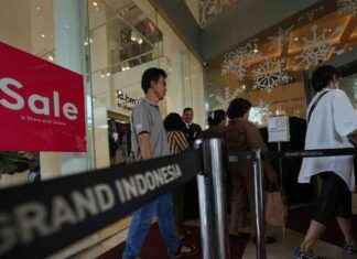 Chinese Smartphone Maker Enters Indonesia Amid Apple Sales Ban Negotiations chinese-smartphone-maker-enters-ndonesia-amid-apple-sales-ban-negotiations