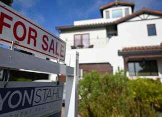 Mortgage Demand Plummets by 22% as 2024 Ends mortgage-demand-plummets-by-22-as-2024-ends