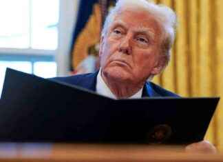 Trump Administration Imposes Tariffs on Canada, Mexico, and China Starting Saturday trump-administration-mposes-tariffs-on-canada-mexico-and-china-starting-saturday