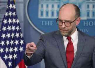 CFPB Staff Shifts to Remote Work Amid Headquarters Closure cfpb-staff-shifts-to-remote-work-amid-headquarters-closure