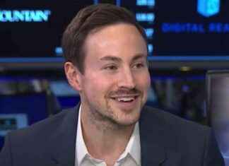 Ryan Cohen Increases Personal Stake in Alibaba to $1 Billion ryan-cohen-ncreases-personal-stake-in-alibaba-to-1-billion