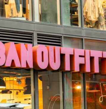 Midday Stock Movers: Urban Outfitters, Advance Auto Parts, Snowflake, Sunrun & More midday-stock-movers-urban-outfitters-advance-auto-parts-snowflake-sunrun-more