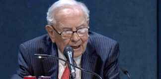 warren-buffett-criticizes-tariffs-trade-shouldnt-be-weaponized