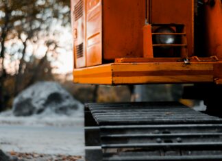 How To Build A Foundation Before Live Trading: Essential Tips To Succeed