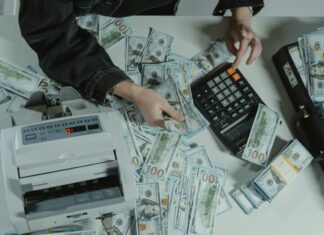 How To Use Correlations Between Currency Pairs To Maximize Profits