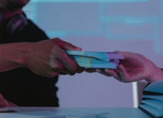 How To Set Risk Parameters In Your Trades For Maximum Profit Potential