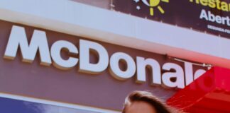 Why Some Traders Prefer Local Brokers Over Global Ones: Discover Why