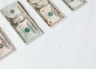 How Central Bank Announcements Affect Currency Pairs: Shocking Insights