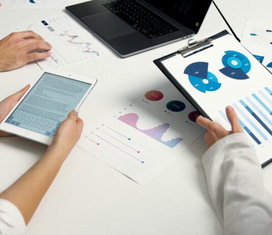 Analyzing Seasonal Trends In Commodities: Unlock Market Secrets pexels photo 5716032