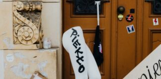 pexels photo 5841073