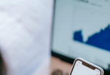 Which Broker Has the Best Mobile App? Discover Top-Rated Choices