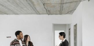 MetaTrader Broker Comparison: MT4 Vs MT5 Support Showdown